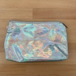 🌸 FREE WITH PURCHASE holographic silver makeup bag